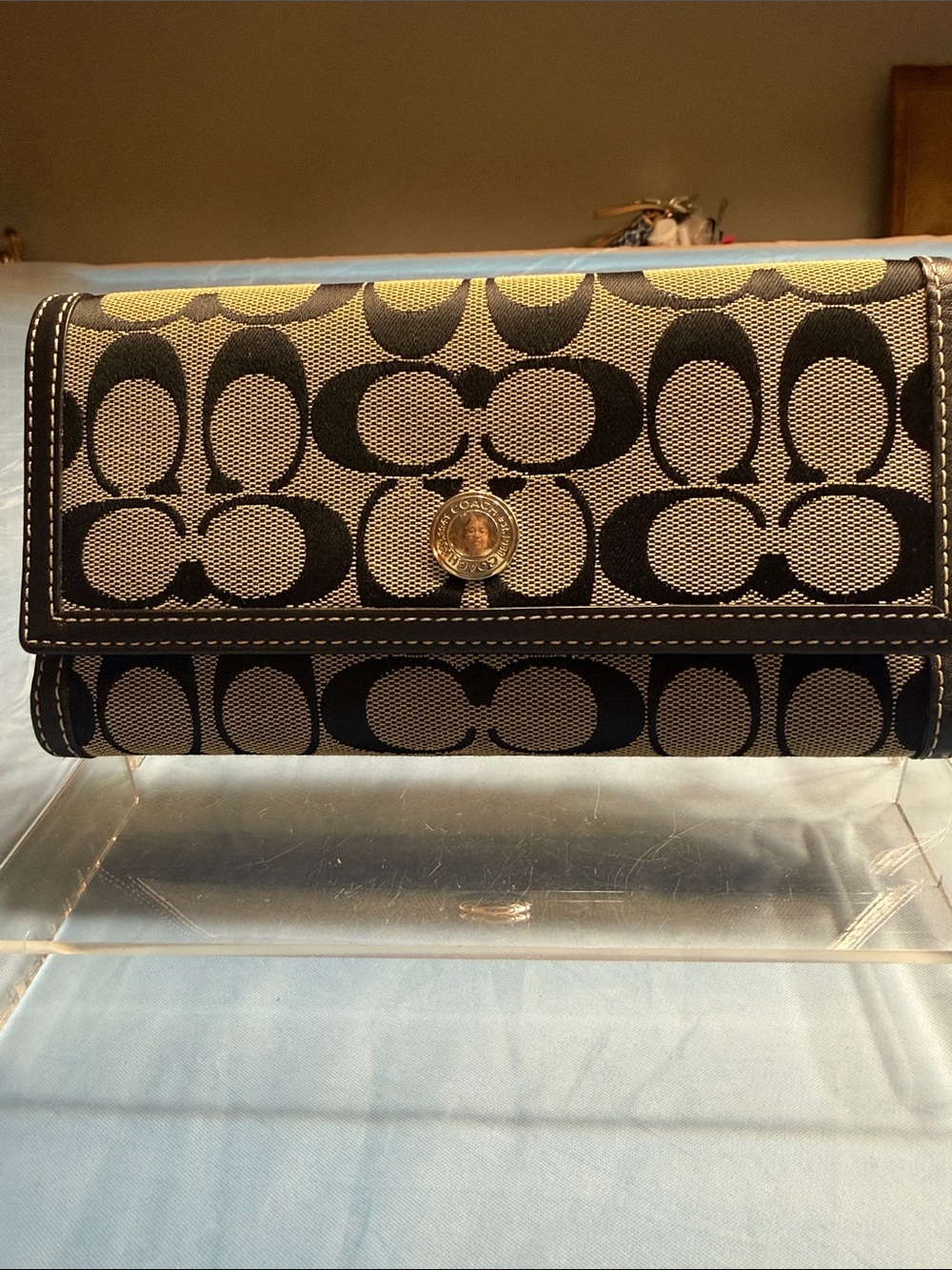 Coach Signature Canvas Trifold Wallet in Black and Tan